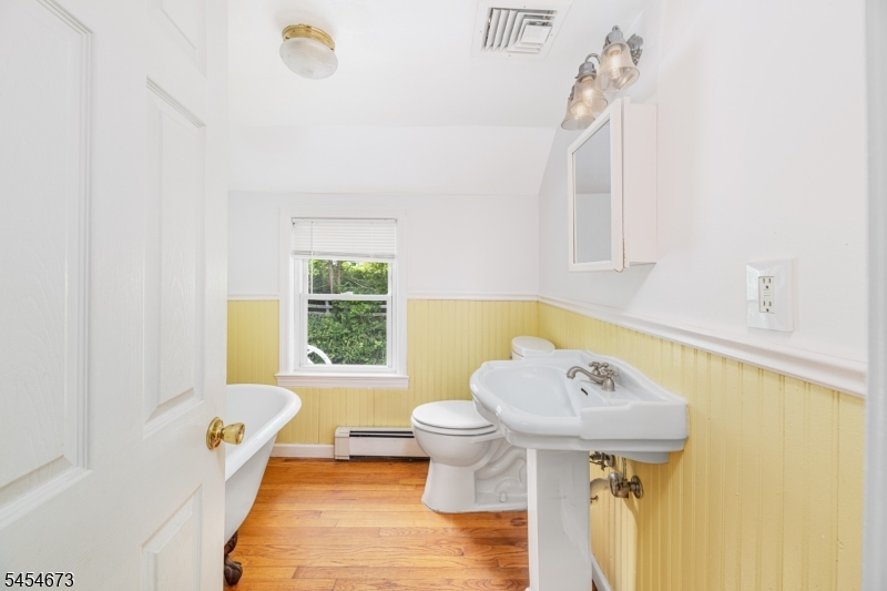 15 Laceytown Road Hardyston NJ 07416