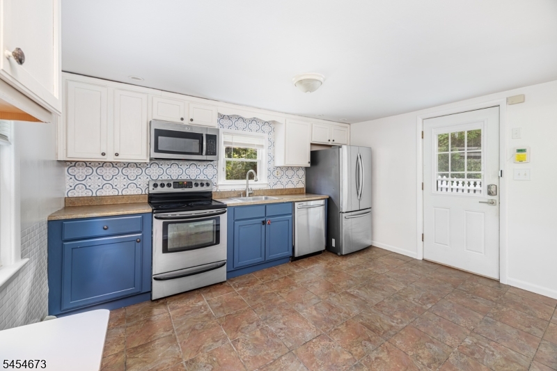 15 Laceytown Road Hardyston NJ 07416