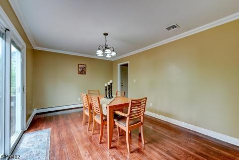 6 Linda Street Parsippany-troy Hills NJ 07054