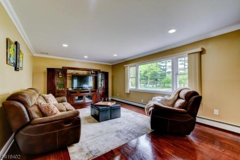 6 Linda Street Parsippany-troy Hills NJ 07054