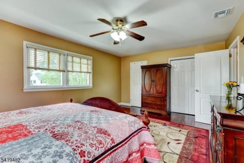 6 Linda Street Parsippany-troy Hills NJ 07054