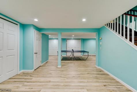 6 Linda Street Parsippany-troy Hills NJ 07054