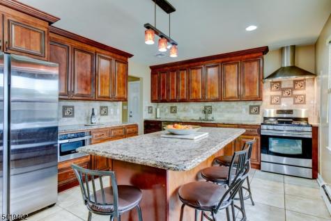 6 Linda Street Parsippany-troy Hills NJ 07054