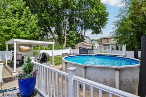 412 Fenlon Boulevard Clifton NJ 07014