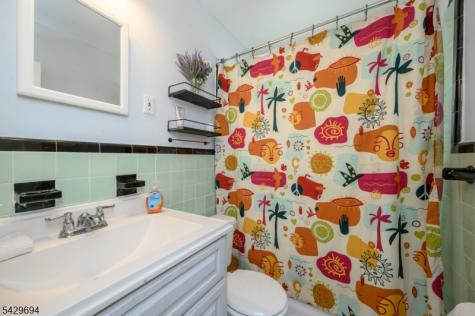 49 Colonial Drive Clark NJ 07066