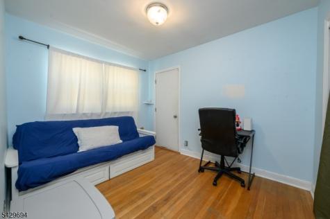 49 Colonial Drive Clark NJ 07066