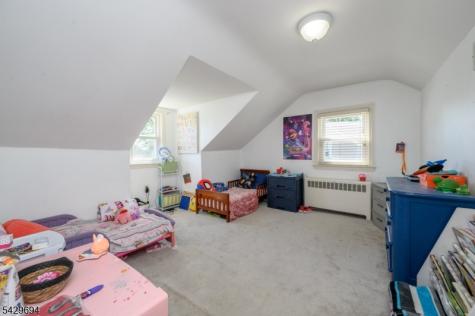 49 Colonial Drive Clark NJ 07066