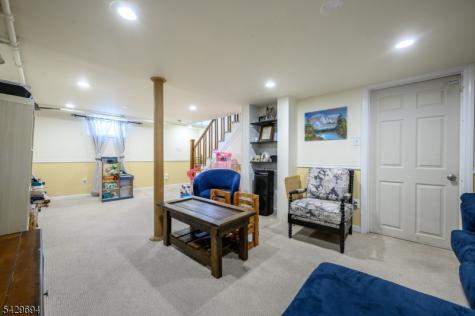49 Colonial Drive Clark NJ 07066