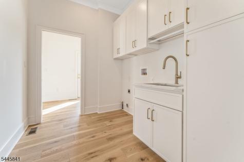 1004 Valerie Place Greenwich NJ 08886