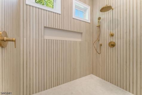 1004 Valerie Place Greenwich NJ 08886