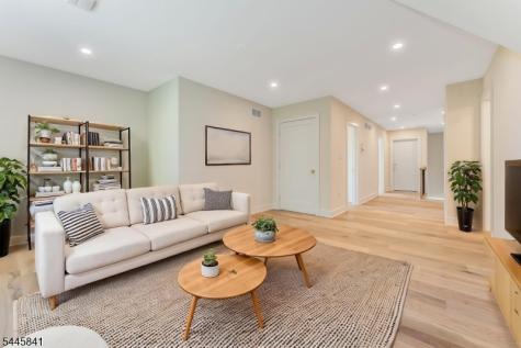 1004 Valerie Place Greenwich NJ 08886