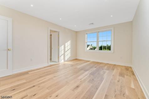1004 Valerie Place Greenwich NJ 08886