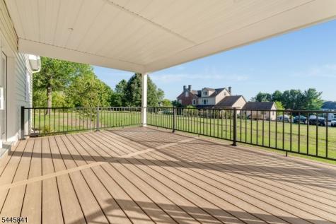 1004 Valerie Place Greenwich NJ 08886