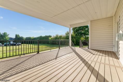 1004 Valerie Place Greenwich NJ 08886
