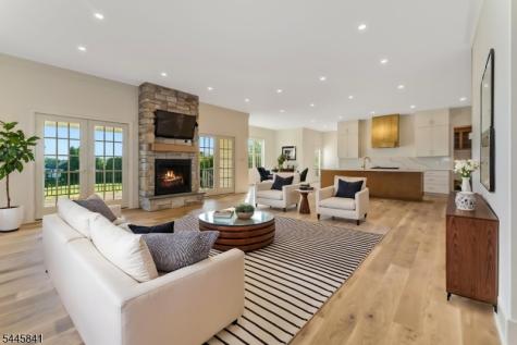 1004 Valerie Place Greenwich NJ 08886