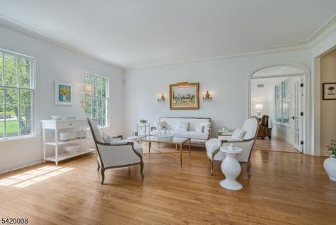 82 Woodman Lane Bernards NJ 07920
