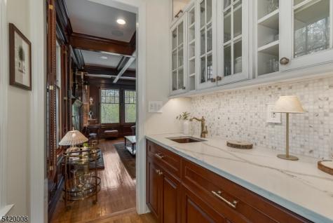 82 Woodman Lane Bernards NJ 07920