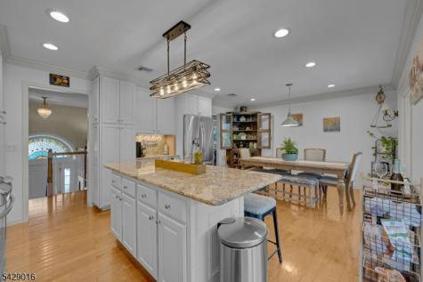 942 Liberty Street Belvidere NJ 07823