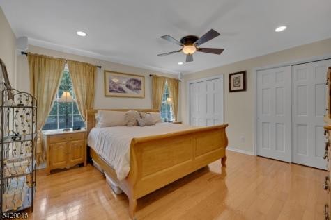 942 Liberty Street Belvidere NJ 07823