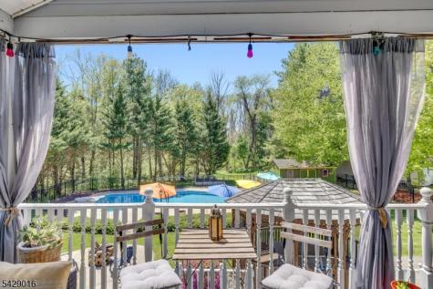 942 Liberty Street Belvidere NJ 07823