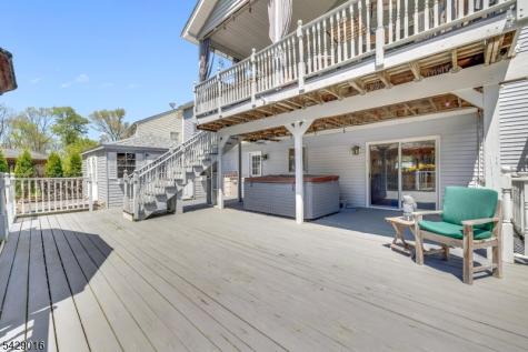 942 Liberty Street Belvidere NJ 07823