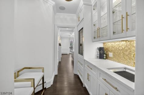 1096 Briar Way Fort Lee NJ 07024