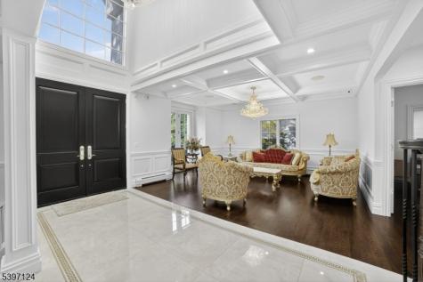 1096 Briar Way Fort Lee NJ 07024