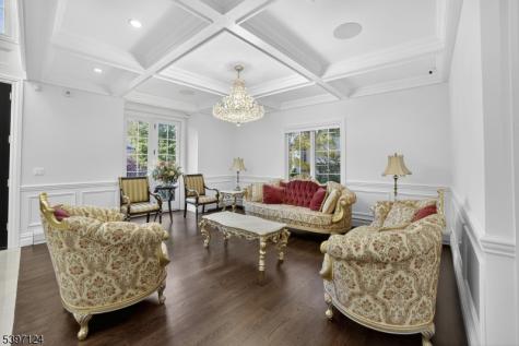 1096 Briar Way Fort Lee NJ 07024