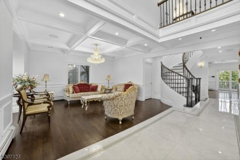 1096 Briar Way Fort Lee NJ 07024