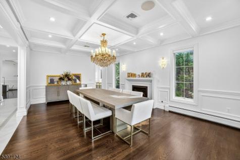 1096 Briar Way Fort Lee NJ 07024