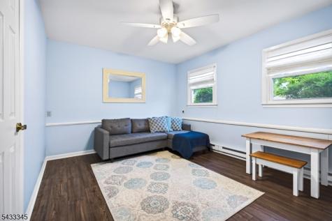 16 10TH Avenue Monroe NJ 08831
