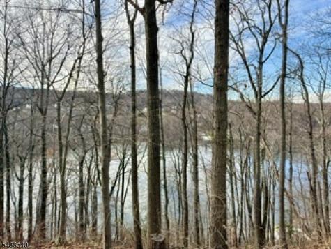 24 Toboggan Trail Vernon NJ 07461