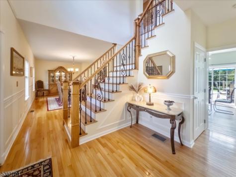 15 Alaco Lane Holland NJ 08848