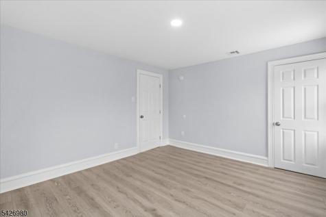 2532 High Street Commercial NJ 08349