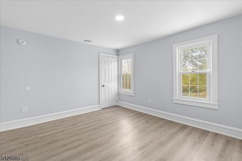 2532 High Street Commercial NJ 08349