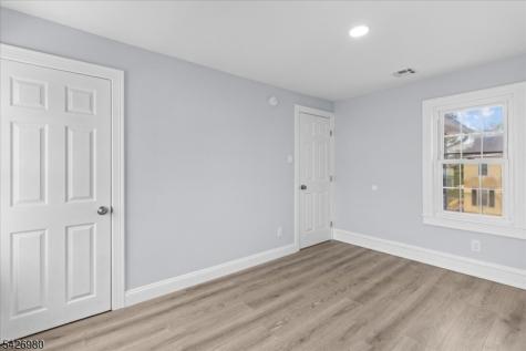 2532 High Street Commercial NJ 08349