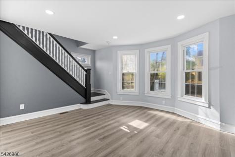 2532 High Street Commercial NJ 08349