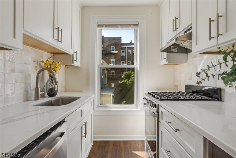 22 Forest Street Montclair NJ 07042