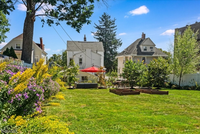 22 Forest Street Montclair NJ 07042