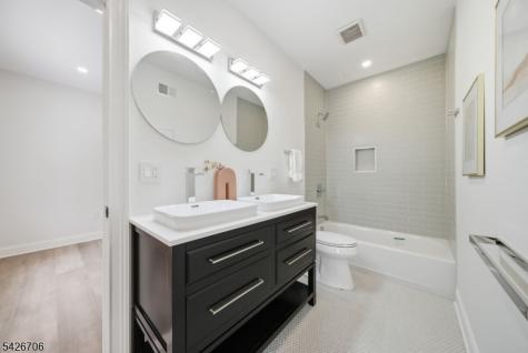 28 Irving Street Montclair NJ 07042