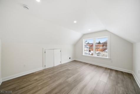 28 Irving Street Montclair NJ 07042