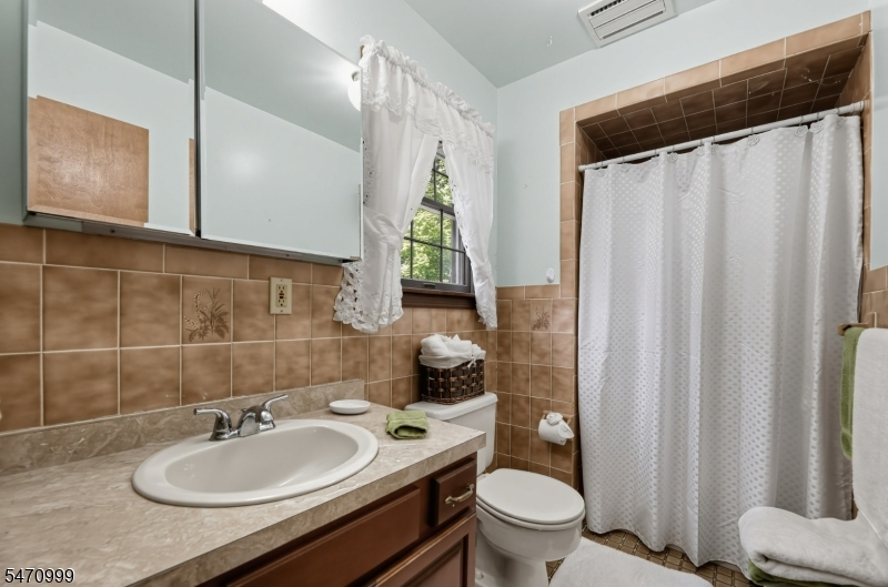 621 Bloomfield Avenue Nutley NJ 07110