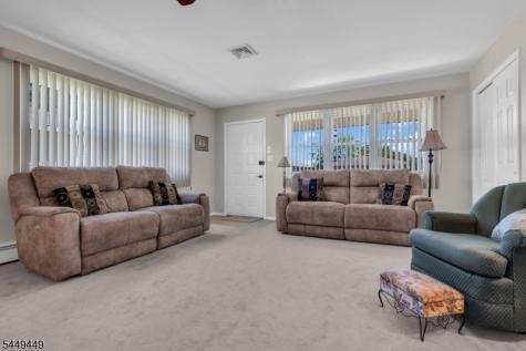 15 Capri Court Berkeley NJ 08757