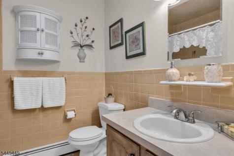 15 Capri Court Berkeley NJ 08757