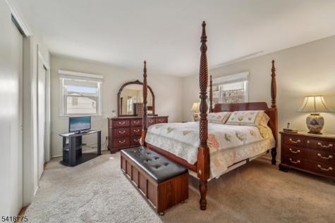 14 Eton Place Springfield NJ 07081