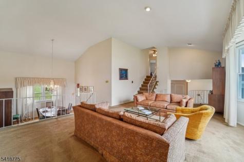 14 Eton Place Springfield NJ 07081
