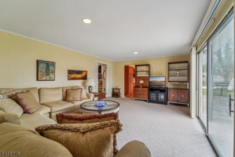 14 Eton Place Springfield NJ 07081