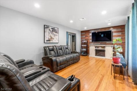 2 Francisco Avenue Little Falls NJ 07424