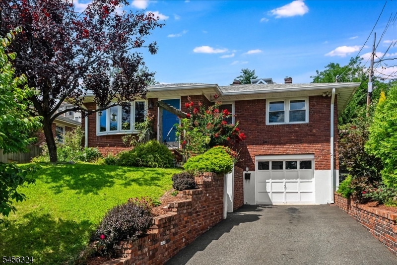 12 Francis Place Montclair NJ 07042