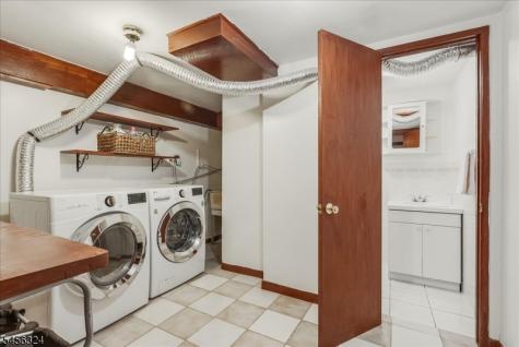 12 Francis Place Montclair NJ 07042
